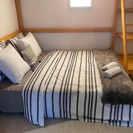 Apartament Charmant Appartement *